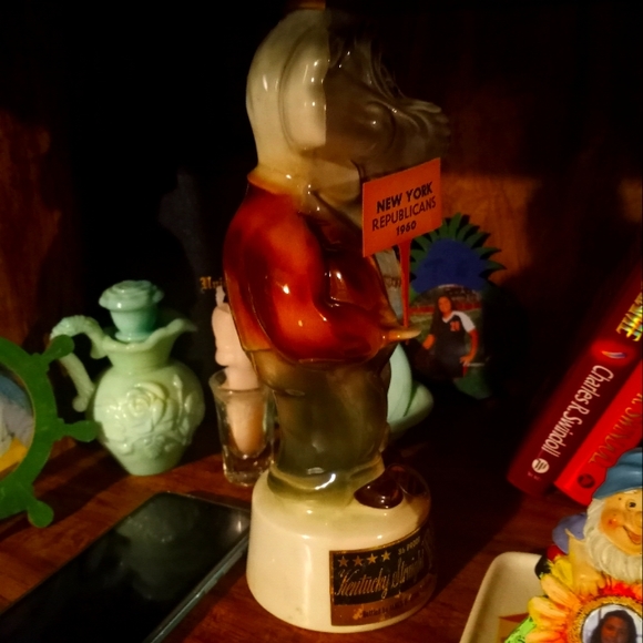 1960 Jim beam empty liquor bottles democrats and Republicans includes paper flag - Picture 4 of 11